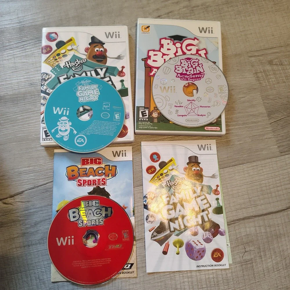 Nintendo Wii Game Lot Hasbro Family Game Night Big Brain Academy Beach Sports